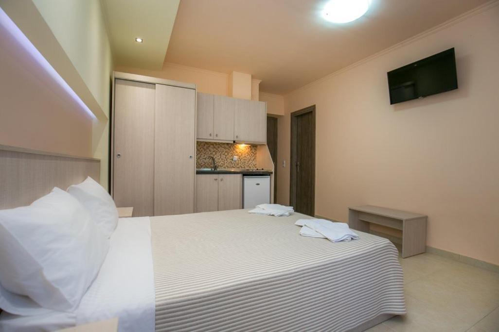 Hotel Haus Sofi Pefkari Esterno foto