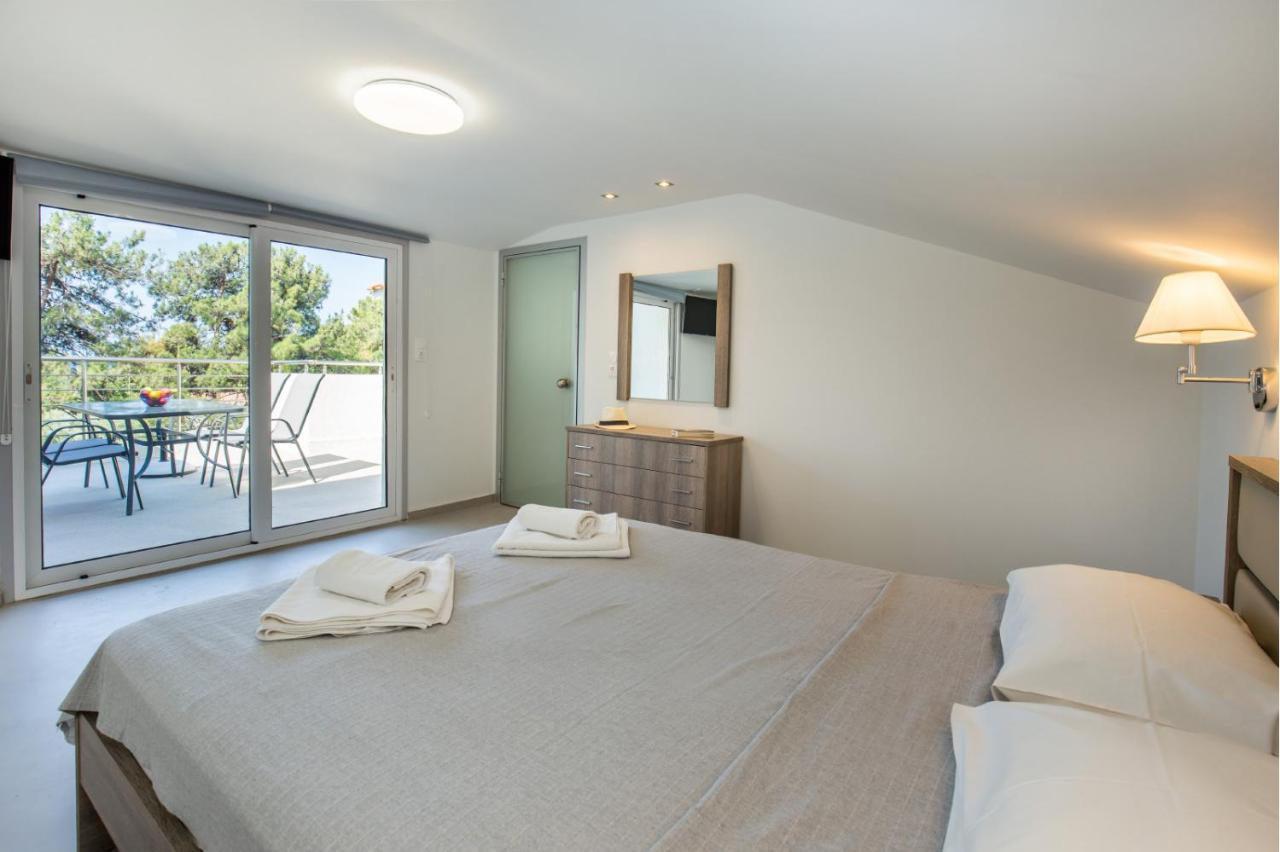 Hotel Haus Sofi Pefkari Esterno foto