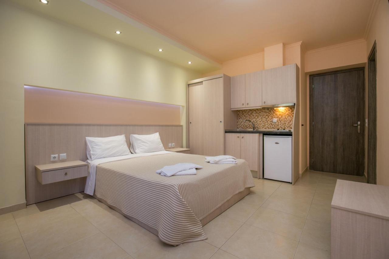 Hotel Haus Sofi Pefkari Esterno foto
